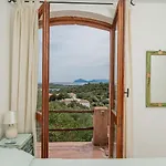 Vi Con Piscina By Wonderful Italy